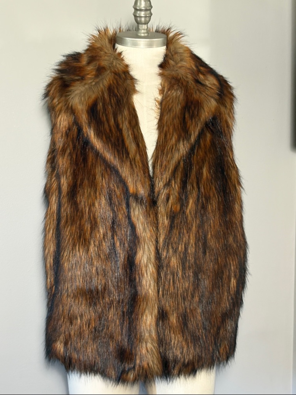Topshop Size 6 Body Warmer Faux Fur Vest in Brown Multi-Tone